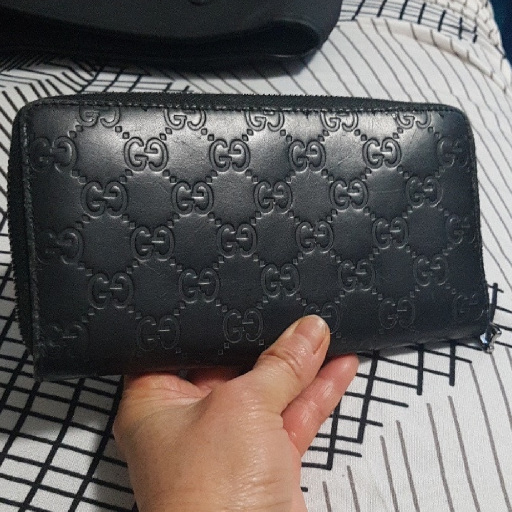 Gucci Black Embossed Wallet